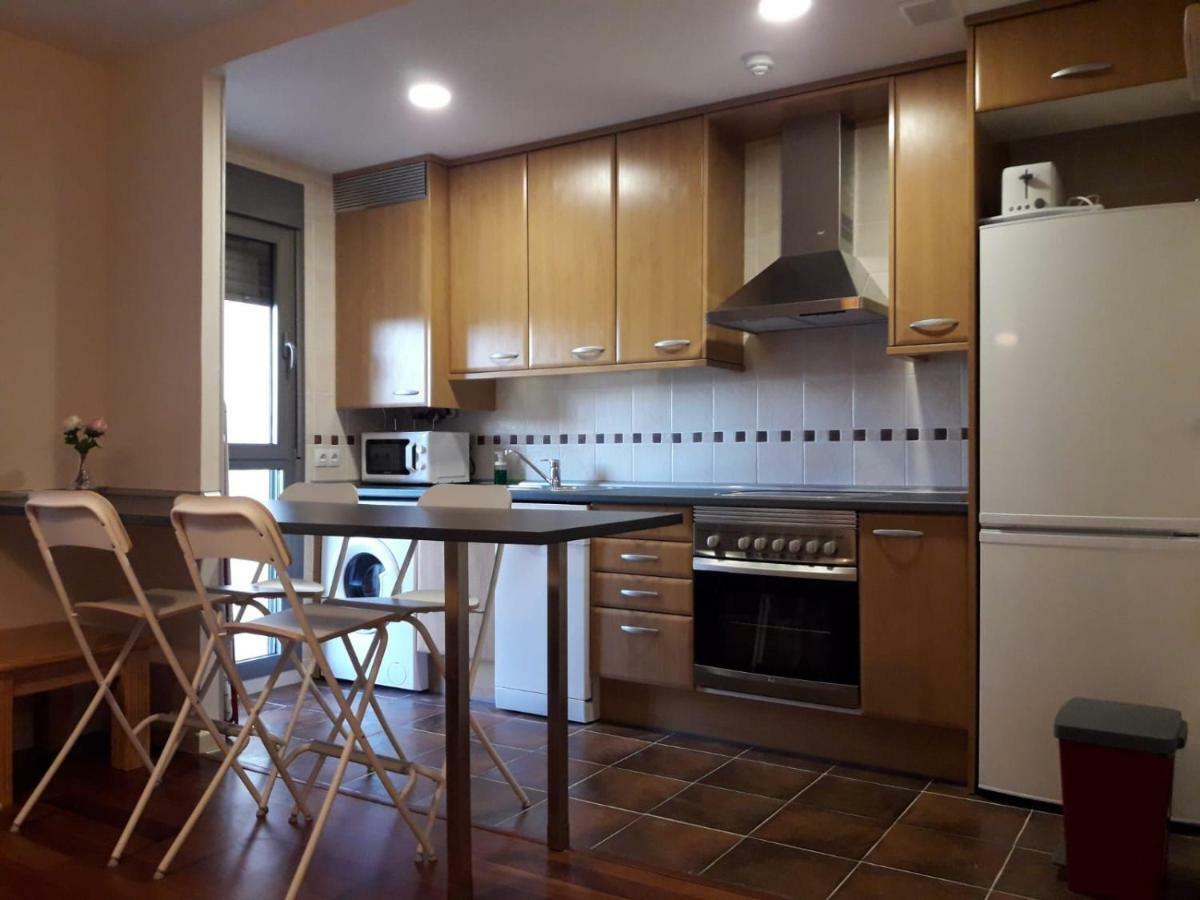 Apartamento En C/ Peroneros Latas Luaran gambar