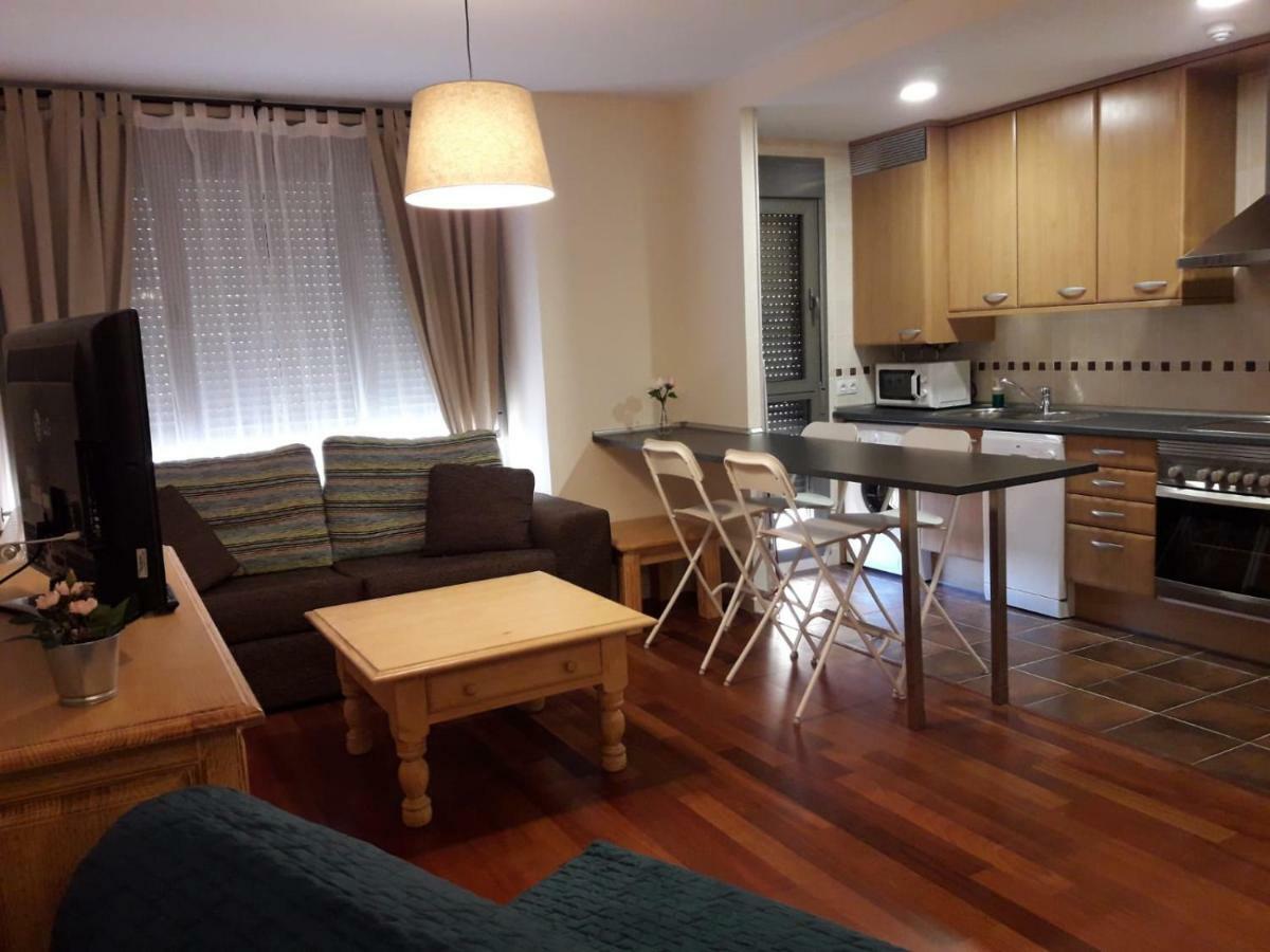 Apartamento En C/ Peroneros Latas Luaran gambar